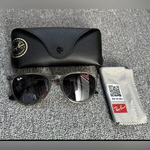 Ray-Ban Erikas RB4171 Grey sunglasses + case
